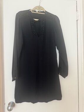 Diane Von Furstenberg Black Long-Sleeve Tunic Dress with Stud Detail & belt.
